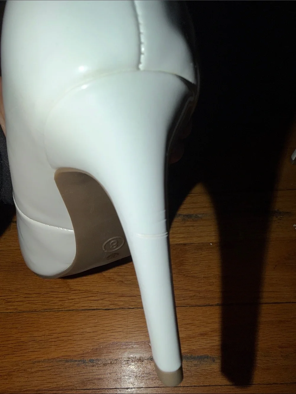 Worthington White Pointed Toe Leather Pumps